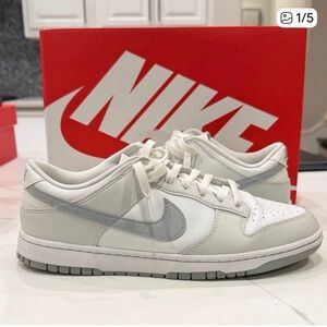 Nike Dunk Low Retro in White and Gray